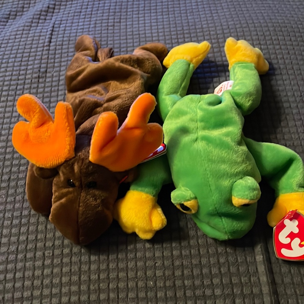 2 Ty beanie babies